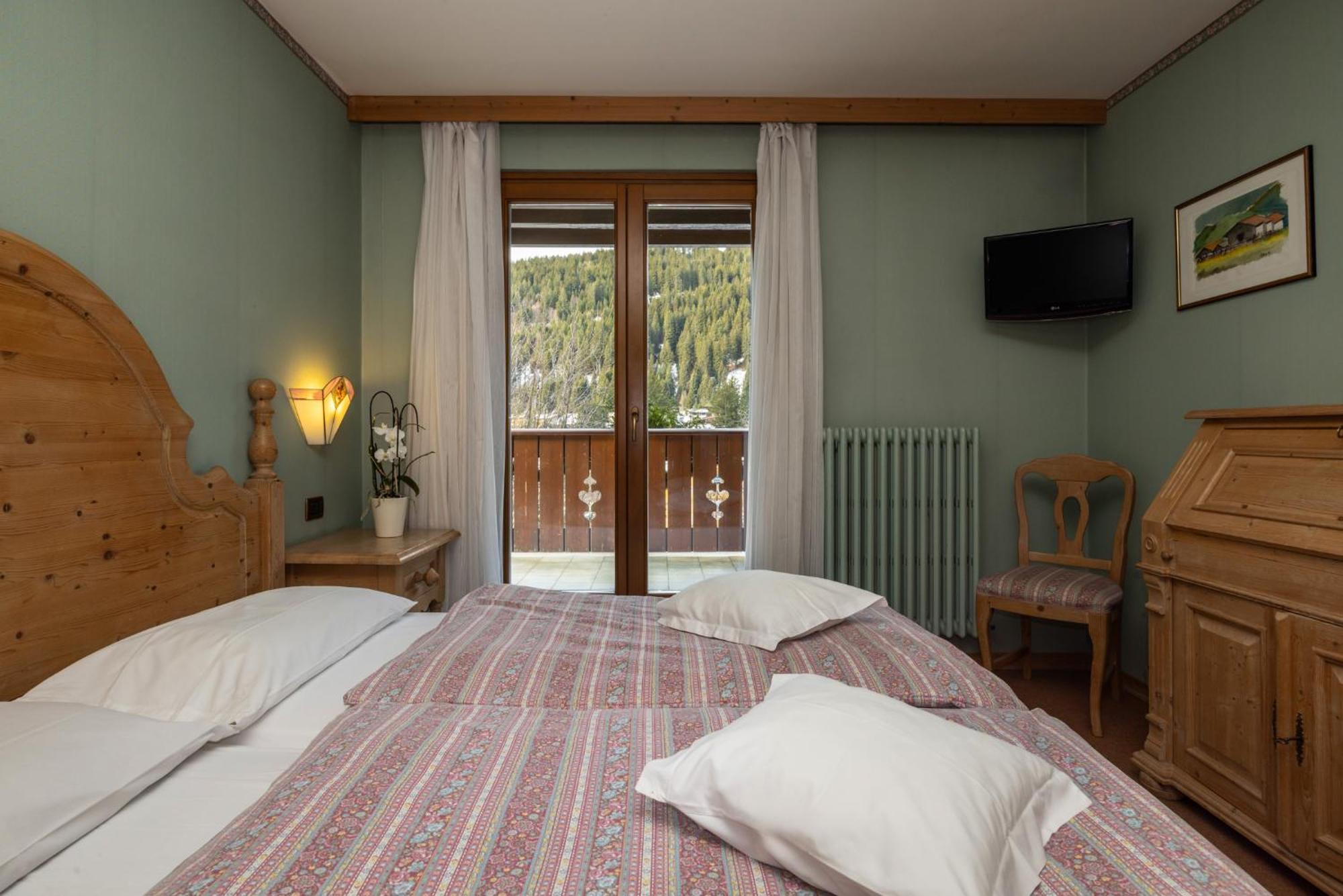 Hotel Garni Norma Madonna Exterior foto